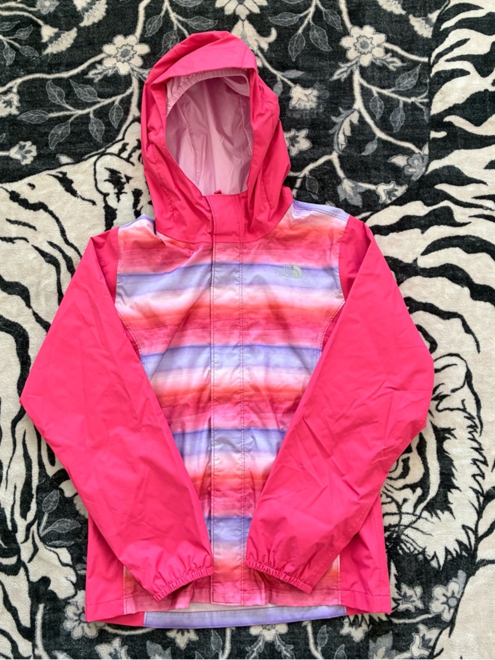 017 - THE NORTH FACE KIDS MEDIUM GIRLS JACKET